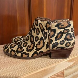 Sam Edelman Leopard-Print booties